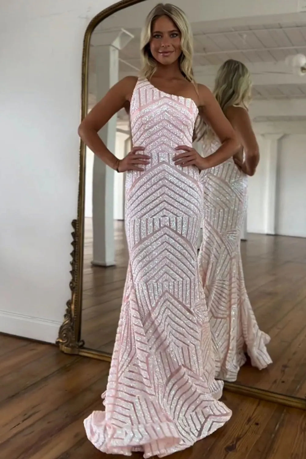 Robe de bal sirène à sequins asymétrique
