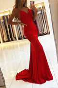Vestido de fiesta de sirena Scarlet Siren con espalda descubierta y delicados apliques