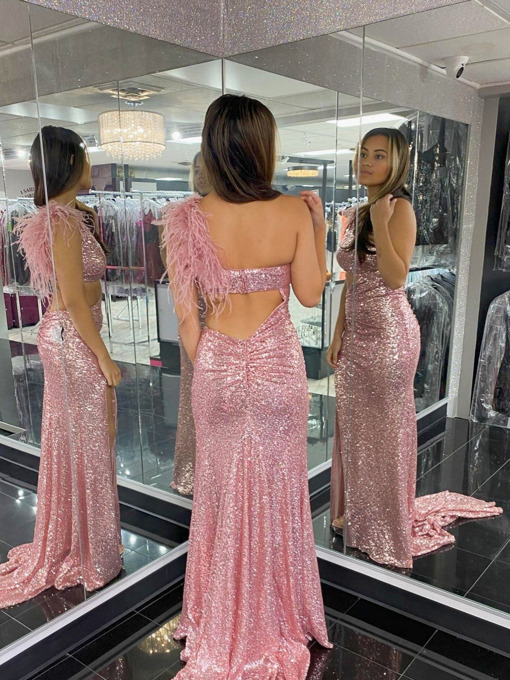 Vestido de sirena negro brillante único de un solo hombro para baile de graduación