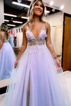 Vestido largo de fiesta lila de corte A con tirantes finos y abertura frontal