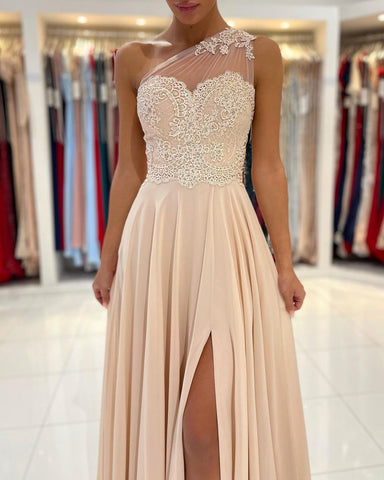 Robe de bal champagne asymétrique fendue longue ornée d'appliques