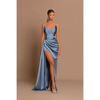 Robe de bal bustier plissée en satin sans manches