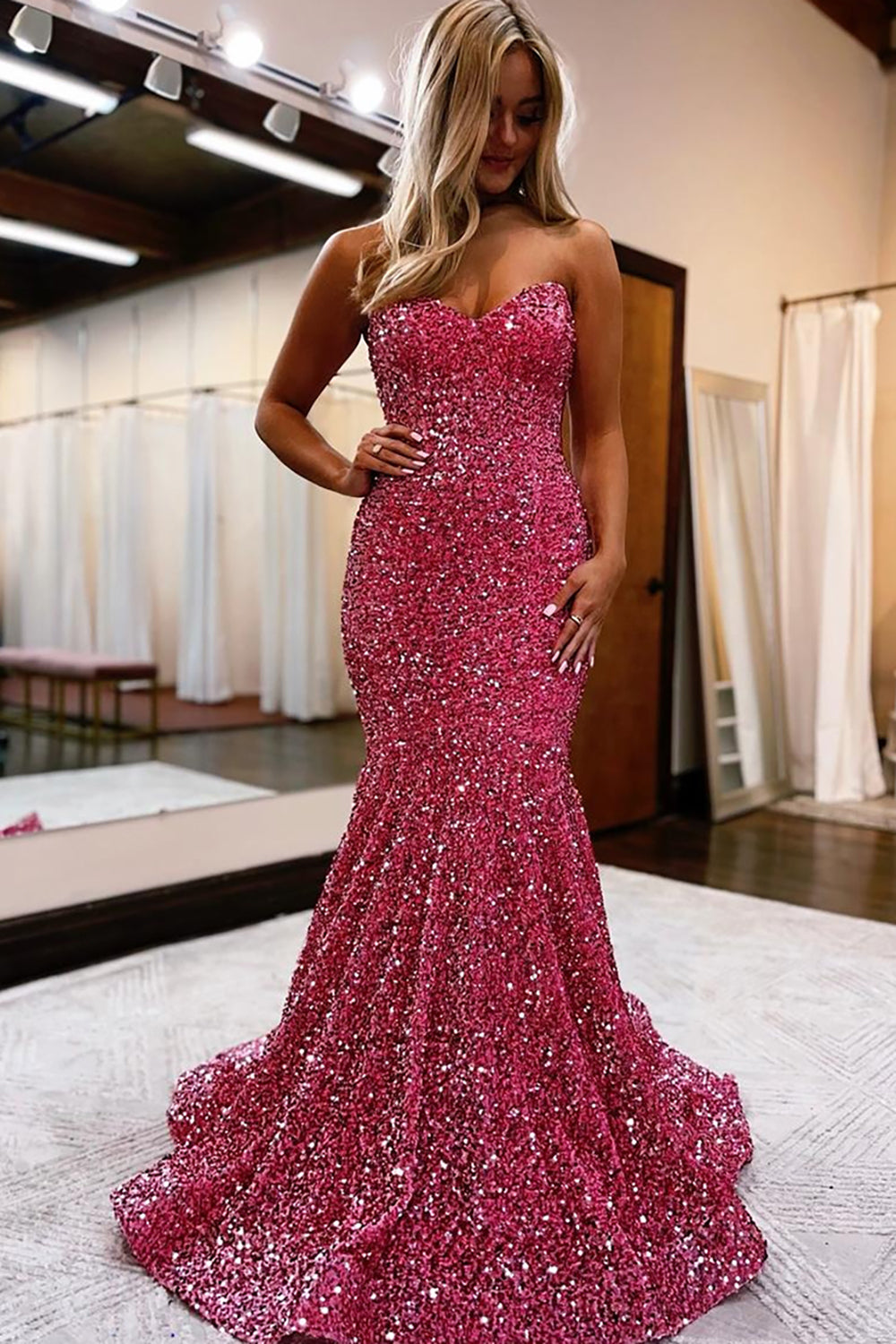Robe de bal longue sirène à sequins scintillants, décolleté cœur royal