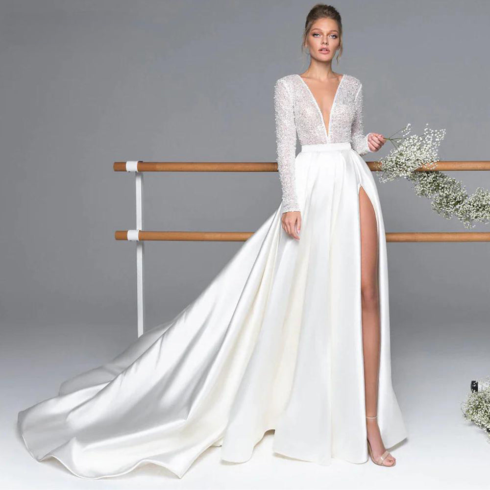 Robe de mariée de luxe en satin à manches longues, décolleté en V profond, fente latérale, traîne balayée, collection 2023 