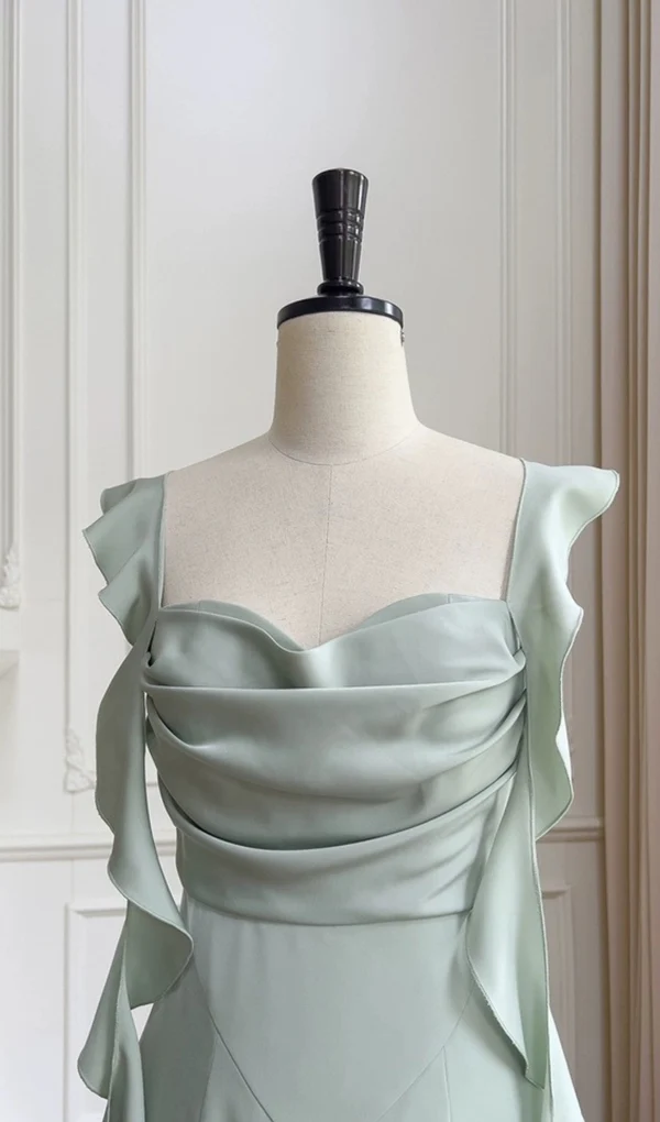 Vestido de fiesta de graduación corto de satén verde estilo línea A Y7574