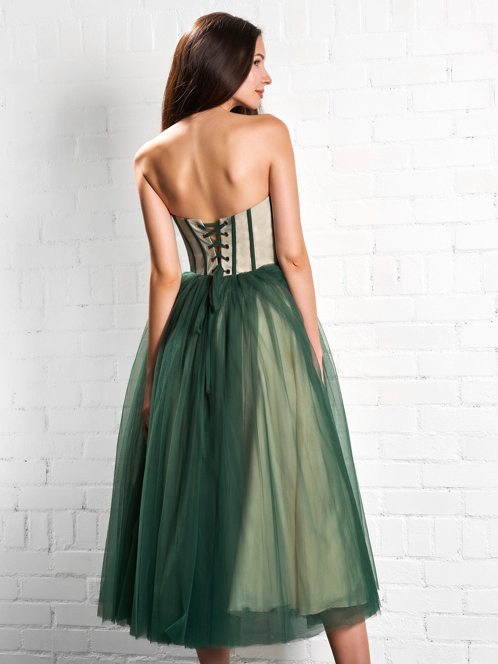 Vestido midi de tul abullonado sin tirantes