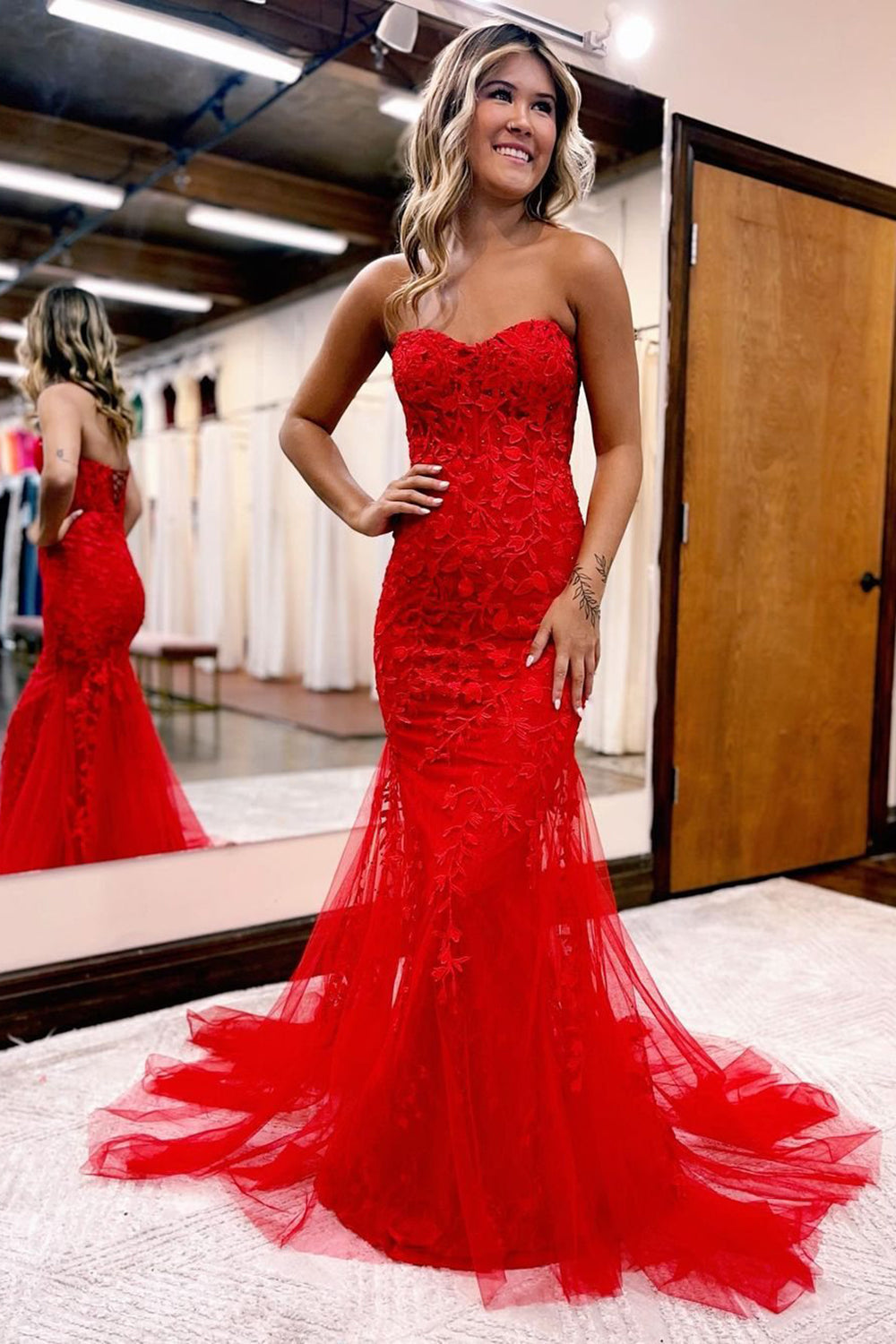 Purple Sweetheart Neck Mermaid Prom Dress With Appliques