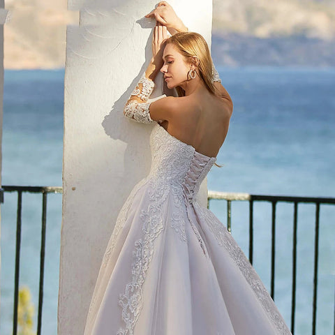 Vestidos de novia elegantes de estilo bohemio con cuentas, escote corazón, hombros descubiertos, manga larga y apliques de encaje para mujer.