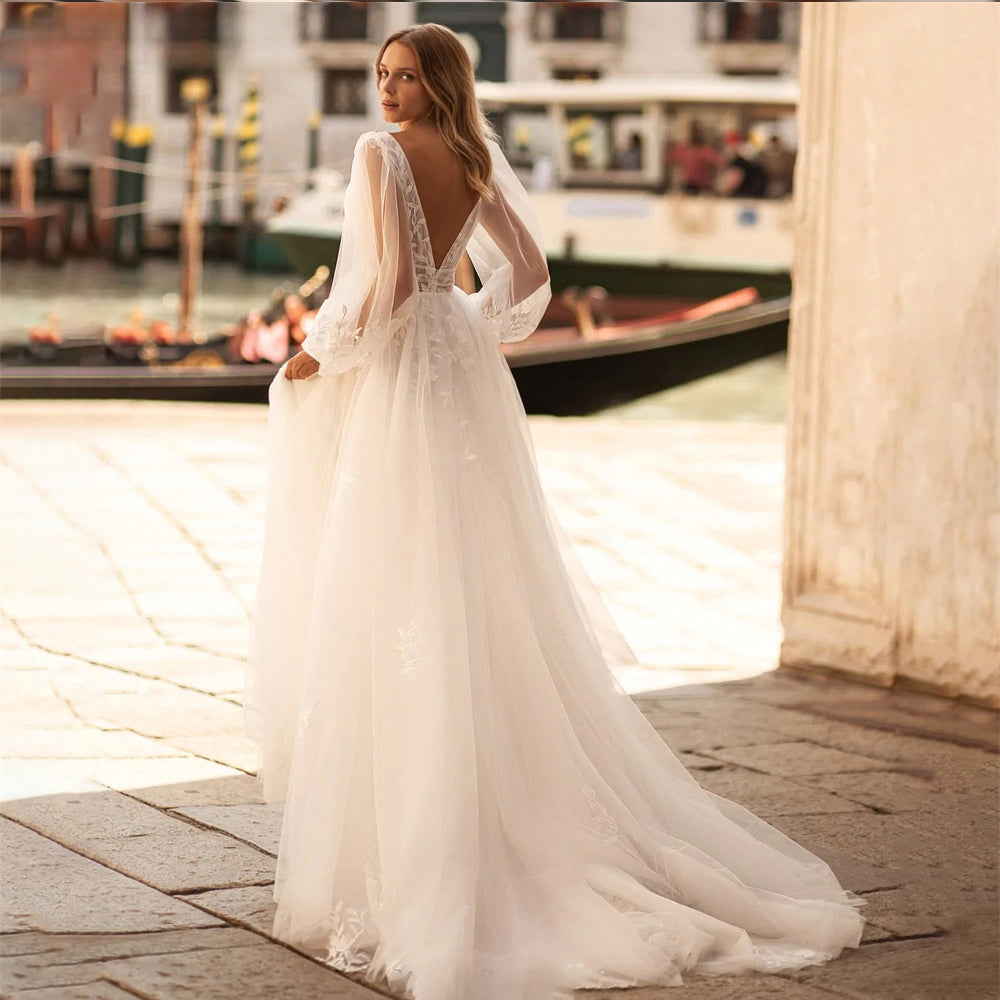 Vestidos de novia sexys con escote en V, encaje, sencillos, con mangas largas abullonadas, apliques, espalda descubierta, estilo vestido de novia a medida (2024). 