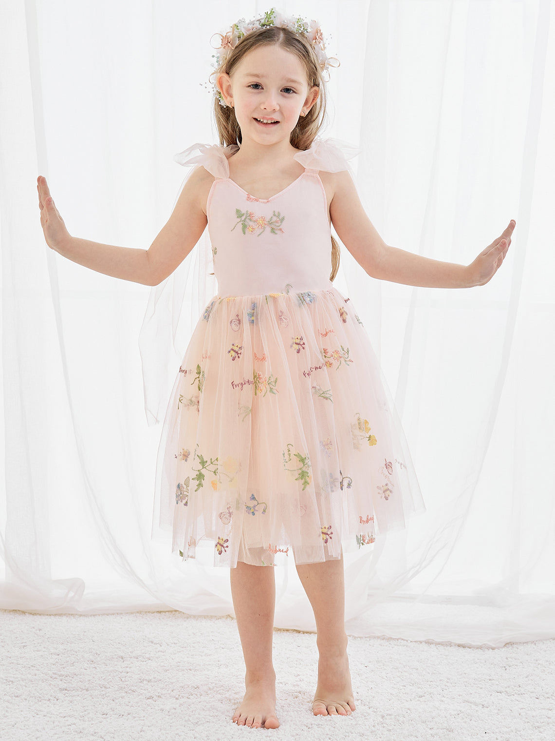 Vestido de niña pequeña de las flores, corte en A, sin mangas, de tul bordado floral. 