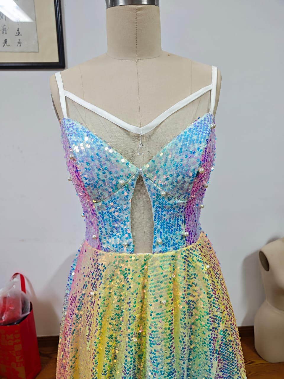 Vestido de fiesta de corte A con lentejuelas y tul brillante Y8378