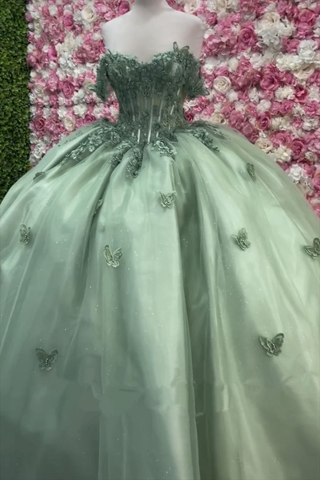 Robe de bal vert sauge à encolure cœur, ornée d'appliqués papillon, en tulle, pour les 16 ans, coupe trapèze, lacée, de luxe, référence Y4341