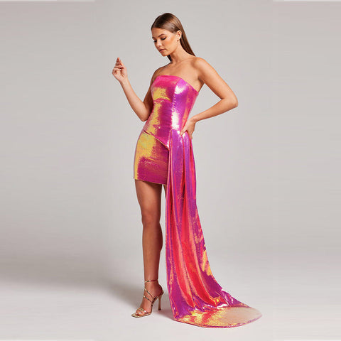 Vestido de fiesta de dos piezas sin tirantes con lentejuelas y cintura cruzada 