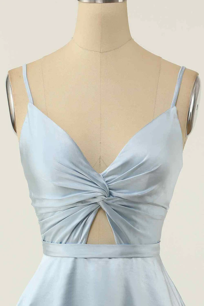 Vestido corto de fiesta plisado con escote en V, nudo retorcido y corte en A Y1866