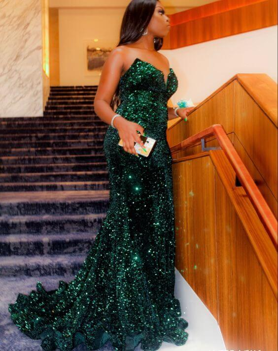 Vestidos de noche largos de sirena verdes con lentejuelas brillantes para mujer negra Y558
