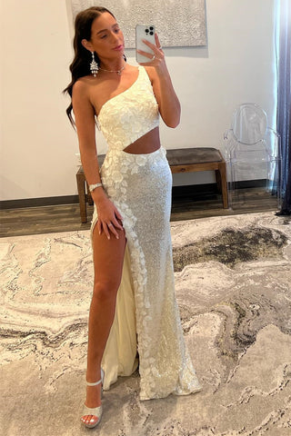 Robe de bal fourreau asymétrique à sequins avec appliques 3D