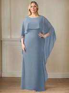 Robe fourreau longue en mousseline de soie pour la mère de la mariée, ornée de volants cascade, avec décolleté arrondi. 