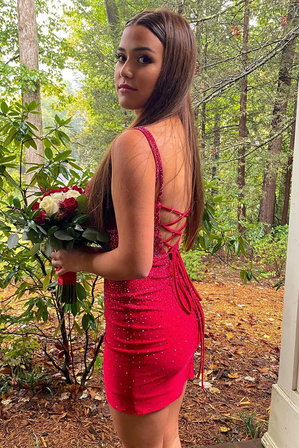 Vestido ajustado de tirantes finos para baile de bienvenida