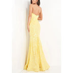 Vestido de noche largo de sirena con lentejuelas, sin mangas y sin tirantes y escote corazón
