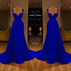 Impresionantes vestidos largos de sirena de satén con escote corazón y abertura alta para graduación.