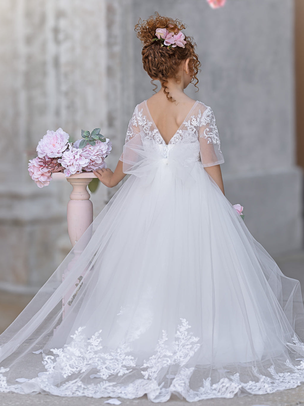 Vestido de princesa para niñas con detalles de encaje 