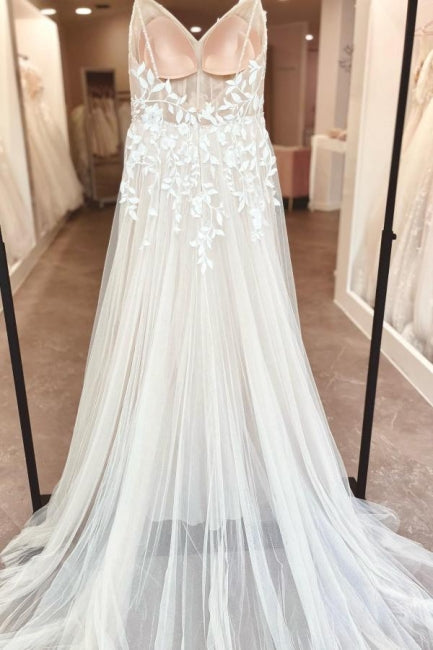 Vestidos de novia de corte A, largos hasta el suelo, sin mangas, con tirantes finos, escote en V, abertura frontal y apliques.