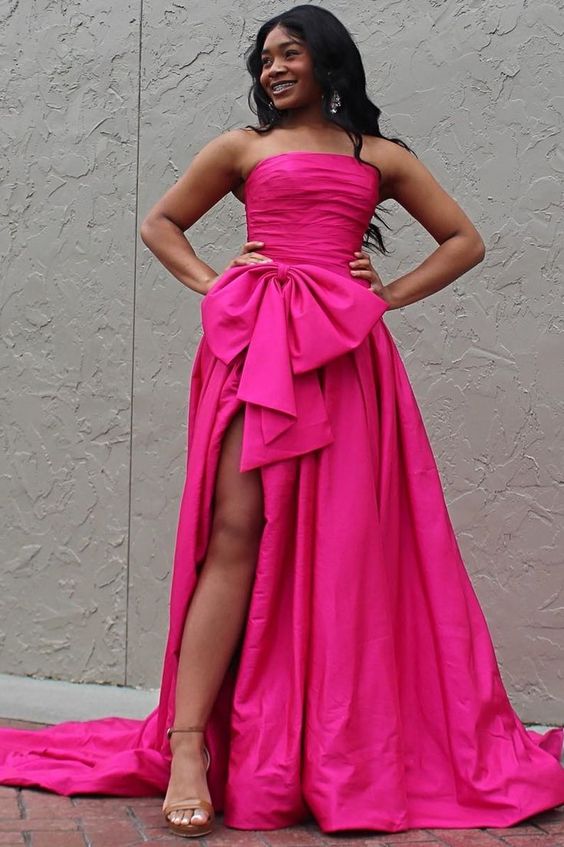 Vestido largo de fiesta de tafetán sin tirantes, corte en A, con abertura