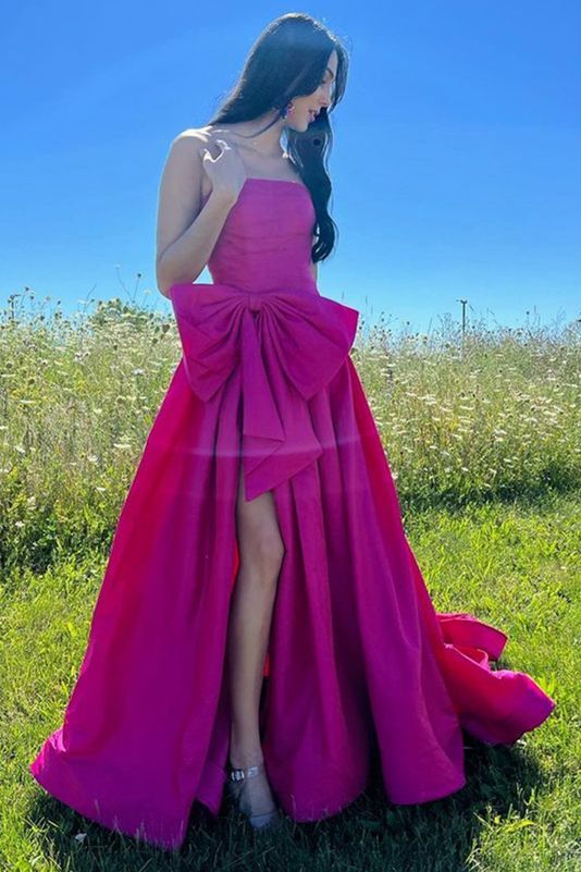Vestido largo de fiesta de tafetán sin tirantes, corte en A, con abertura