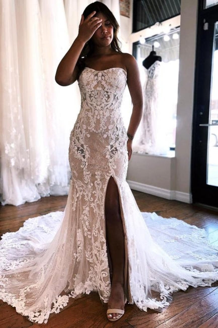 Vestidos de novia de tul con escote corazón, corte en A, largo hasta el suelo, abertura frontal y encaje.