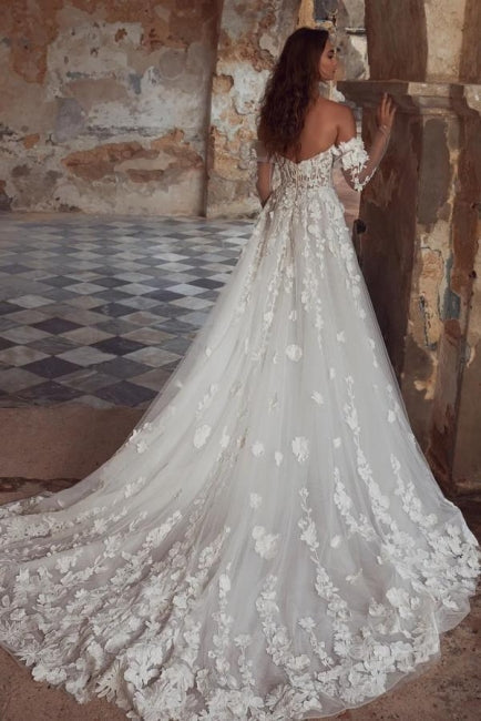 Vestidos de novia de tul sin tirantes, corte línea A, escote corazón y largo hasta el suelo, con apliques
