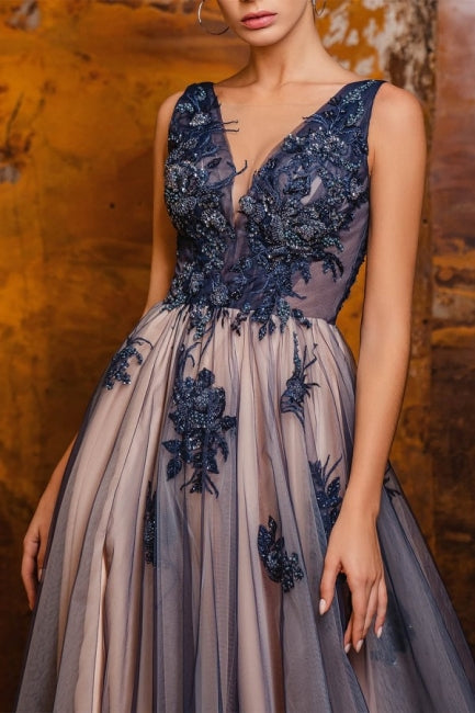 Vestidos de graduación de corte A, escote en V, sin mangas, largos hasta el suelo, con abertura frontal y apliques.