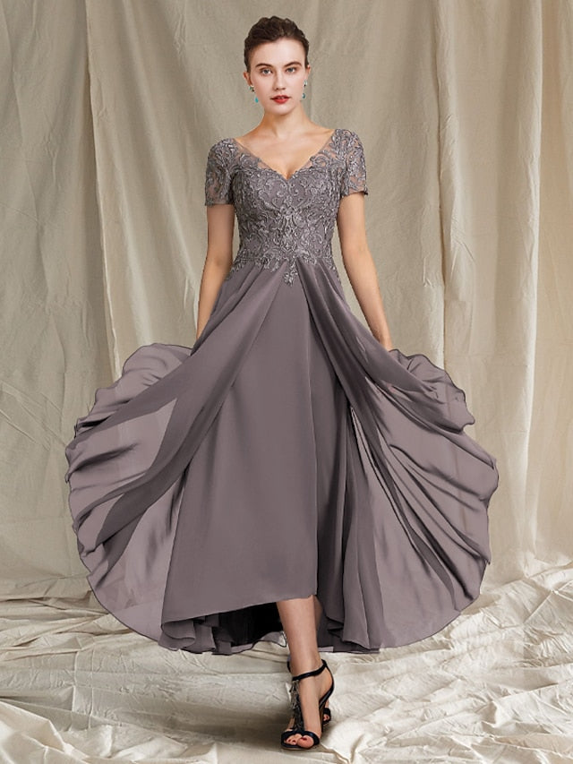 Vestidos de corte princesa/línea A con escote en V y largo midi para la madre de la novia 