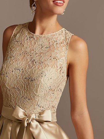 Vestidos de corte princesa/línea A para la madre de la novia, sin mangas, con cuello joya y encaje plisado. 