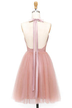 Vestido corto de fiesta de bienvenida PD440, corte en A, tul rosa, escote en V profundo, espalda descubierta con pliegues