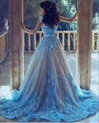 Vestido de novia azul de tul sin mangas, corte línea A, cola de capilla cuadrada WD183