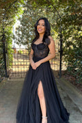 Vestido largo de fiesta de encaje negro con escote corazón y corte en A