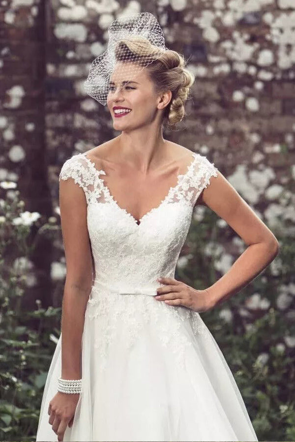 A-Line Wedding Dress Tea Length Lace Short Bridal Gown WD747