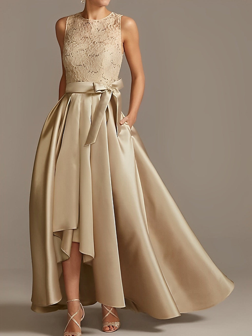 Vestidos de corte princesa/línea A para la madre de la novia, sin mangas, con cuello joya y encaje plisado. 