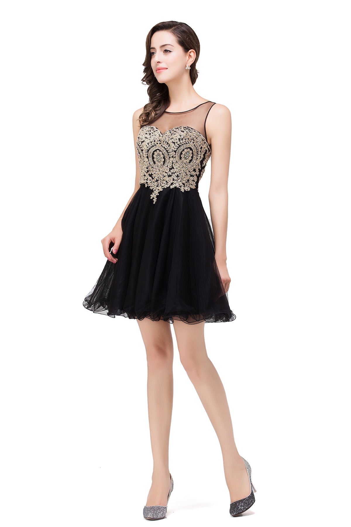 Vestidos de fiesta cortos sin mangas con apliques y corte en A 