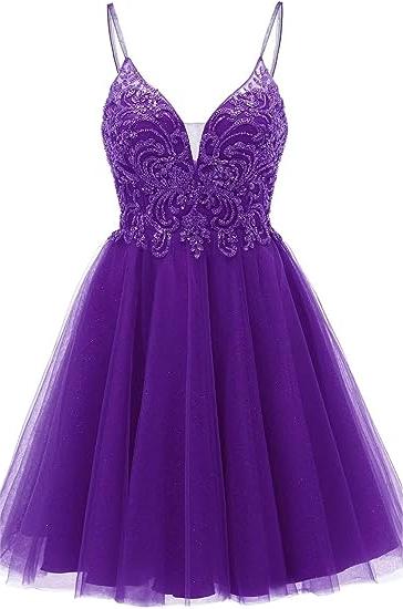 Vestido corto de fiesta de bienvenida con tirantes, apliques y corte en A