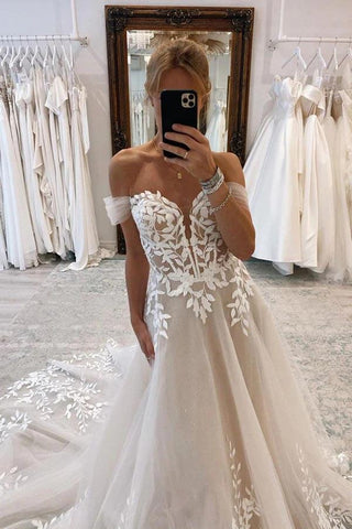 Vestido de novia corte A con hombros descubiertos y apliques de encaje WD664