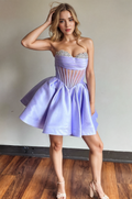 Vestido de fiesta lavanda PD539, corte en A, sin tirantes, con corpiño de corsé transparente