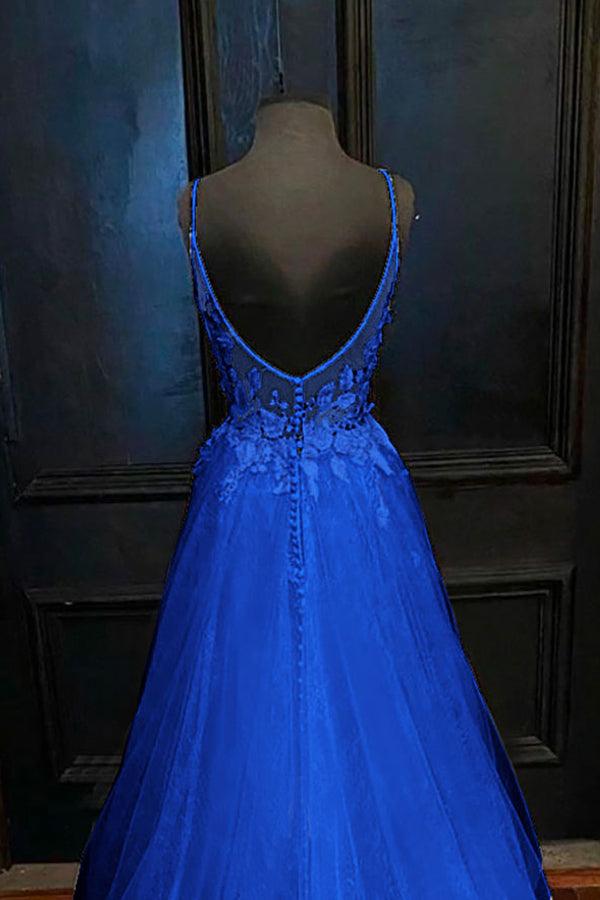 Vestido de fiesta azul real de tul con escote en V, corte en A y apliques, con tirantes y escote en A.