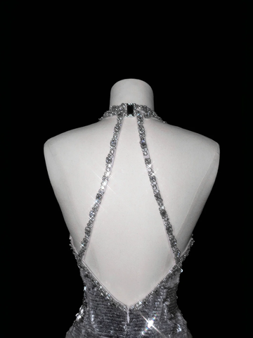 Vestido de noche plateado brillante con escote halter en V profundo, lentejuelas, espalda descubierta y cuentas, estilo sirena, modelo Y8687