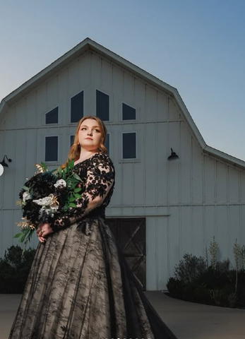 Glamorous Black Lace Wedding Dress,Gothic Bridal Gown Y7353