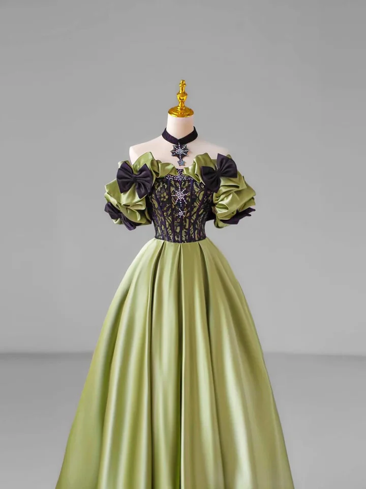 Vestido de graduación de satén con encaje y lazo verde elegante, estilo botonadura, con hombros descubiertos Y7745