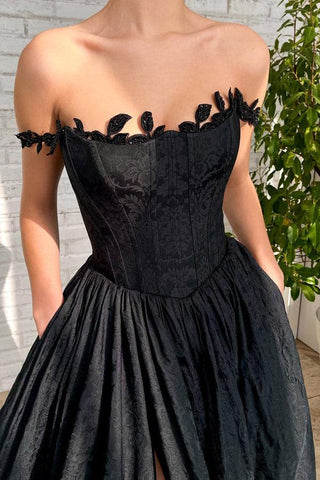 Vestido largo de fiesta negro de tafetán con abertura y bolsillos, corte en A