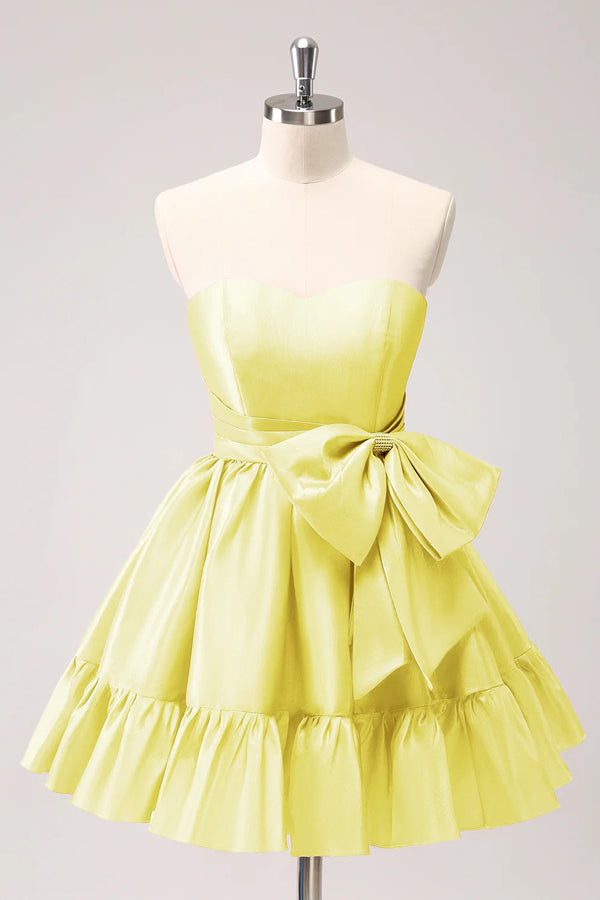 Vestido de fiesta corto fucsia sin tirantes con volantes y lazo PD558