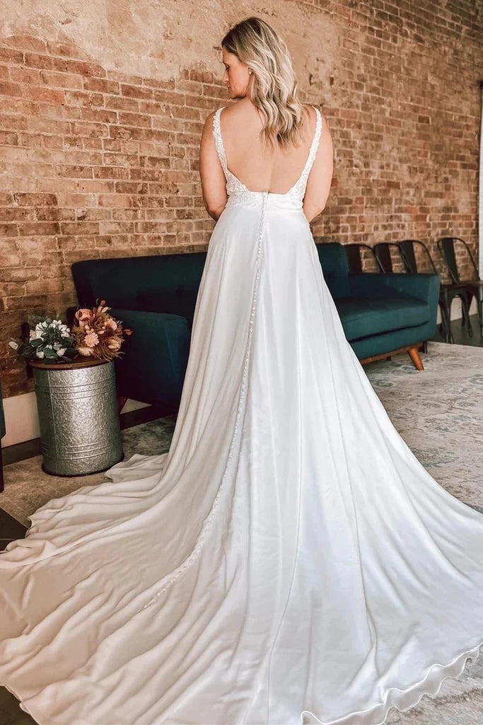 Vestidos de novia largos de corte A, encaje floral color marfil, espalda descubierta WD686