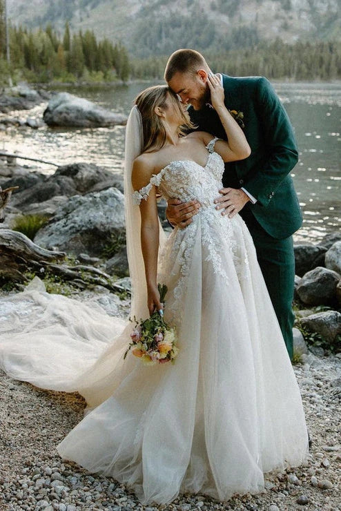 Vestido de novia bohemio con apliques y escote barco en forma de A, modelo WD674
